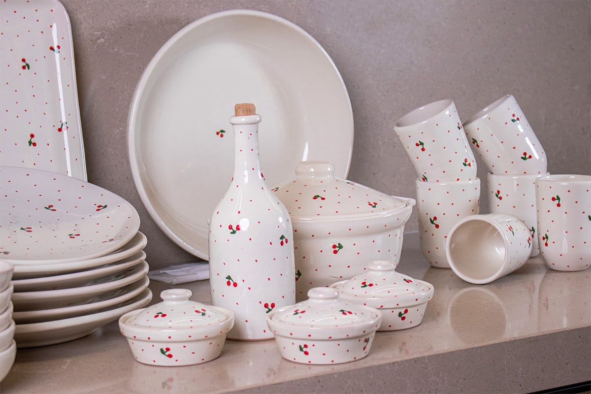 ๐ Cherry | Servizio da tavola in ceramica artigianale โ 42 pezzi